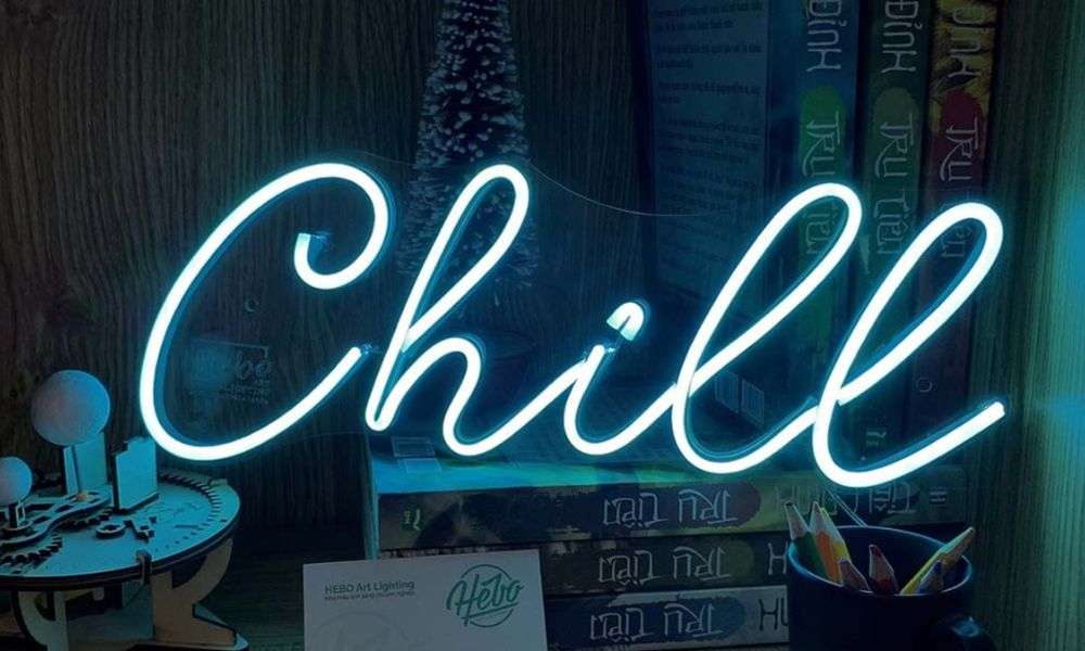 Chill diễn tả sự thư giãn, thoải mái trong một hoàn cảnh nào đó Chill diễn tả sự thư giãn, thoải mái trong một hoàn cảnh nào đó