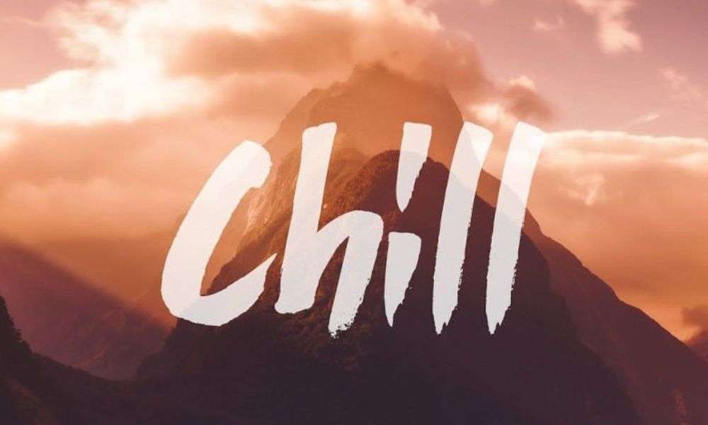 Từ “chill” trên Facebook thể hiện sự mong muốn kết nối và chia sẻ