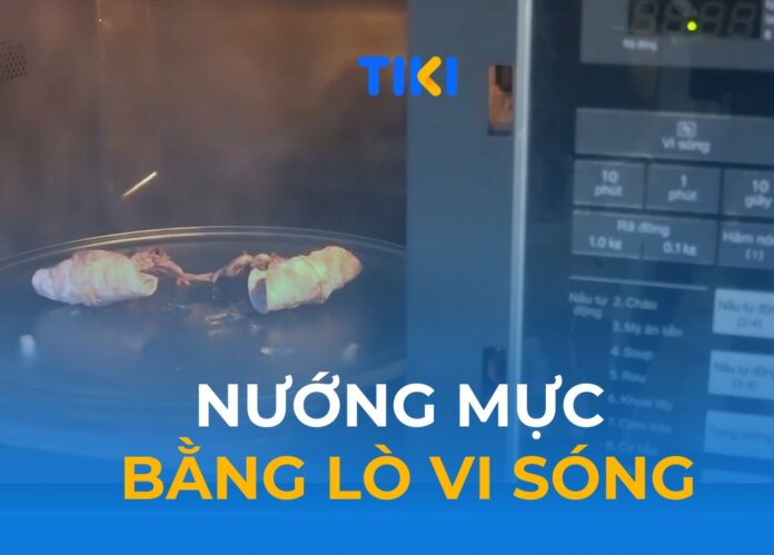 Nướng mực bằng lò vi sóng