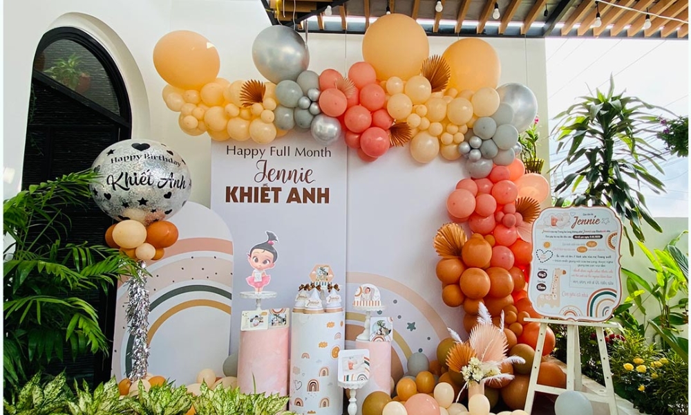 Bong bóng giúp không gian thêm màu sắc Bong bóng giúp không gian thêm màu sắc