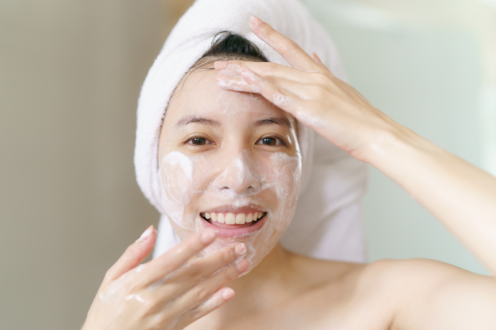 Gợi ý cách dùng sữa rửa mặt