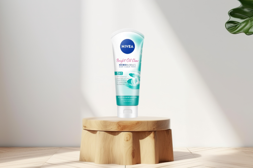 Sữa rửa mặt Nivea White Oil Clear Micro Bubbles Deep Clean Foam