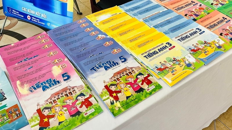 Phụ huynh cần xác nhận chính xác tên sách Tiếng Anh từ nhà trường để mua đúng loại