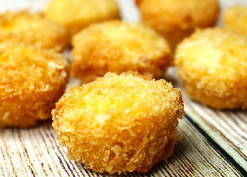 Cách làm bánh sữa tươi chiên với bột mì