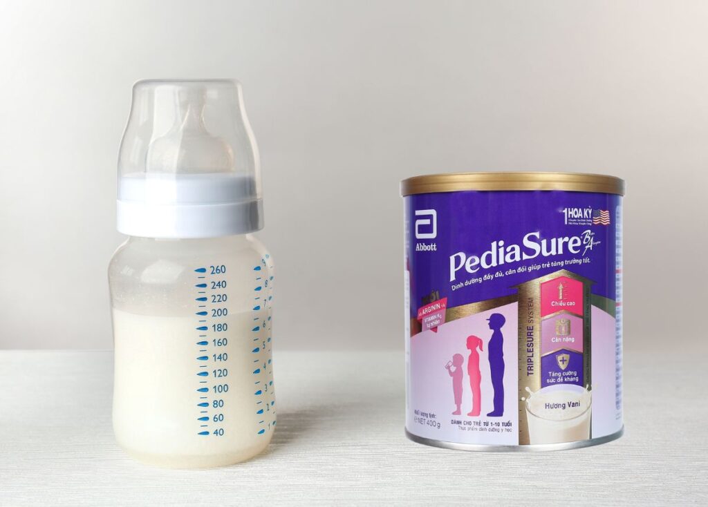 Lưu ý khi cho bé uống sữa Pediasure