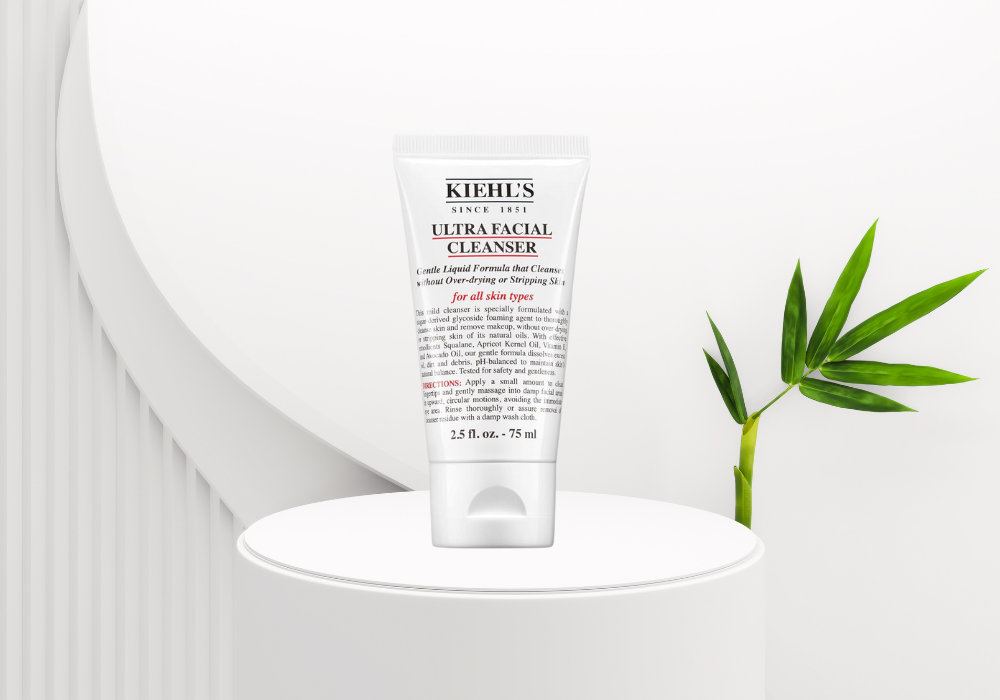 Kiehl's Ultra Facial Cleanser giàu dưỡng chất, làm sạch nhẹ nhàng