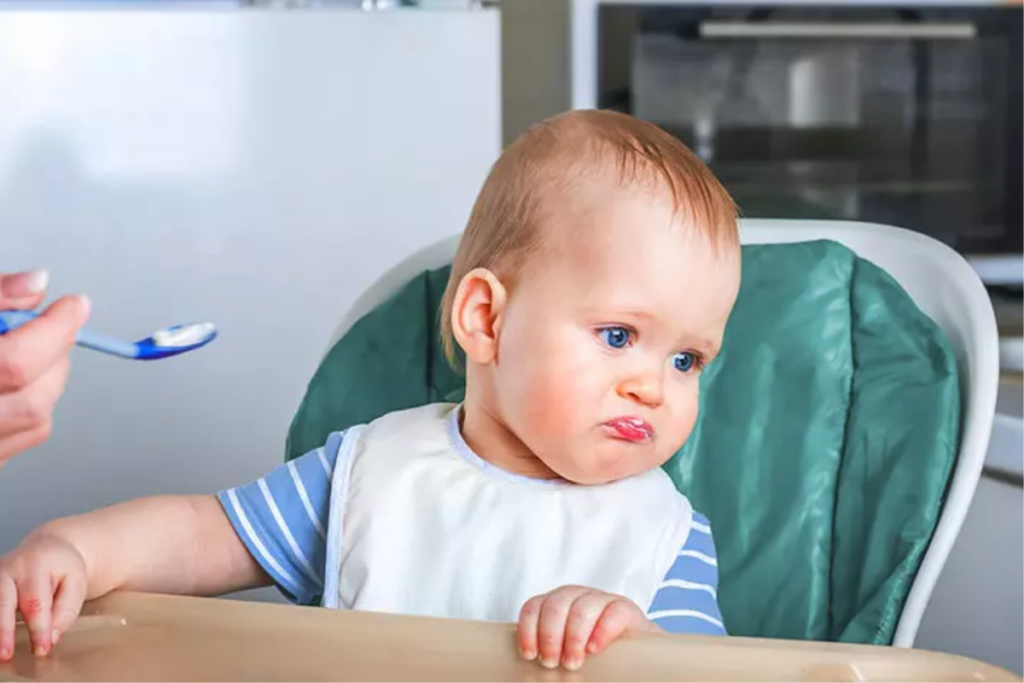 Sữa tăng cân cho bé giúp bé ăn ngon miệng hơn