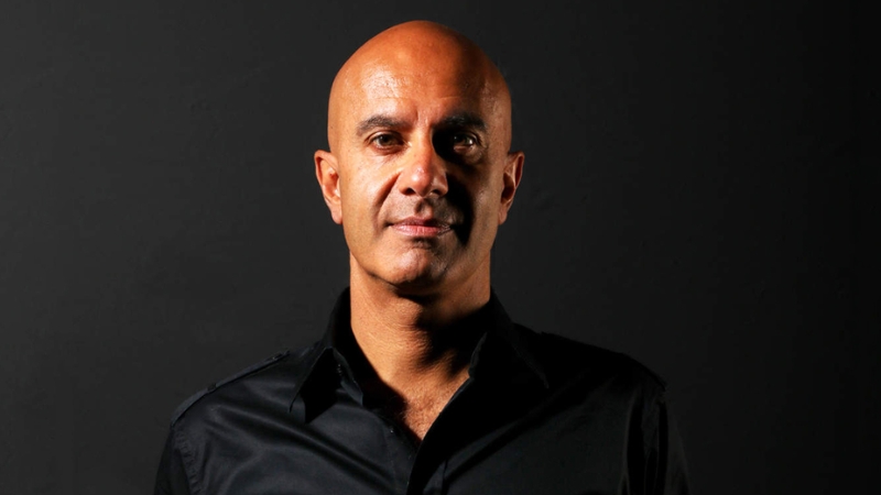 Đôi nét về tác giả Robin Sharma.