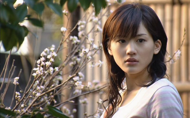 Nhân vật Yukiho Karasawa trong bộ phim chuyển thể cùng tên
