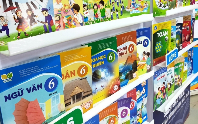 Hãy chắc chắn bạn biết chính xác con mình sẽ học bộ sách nào