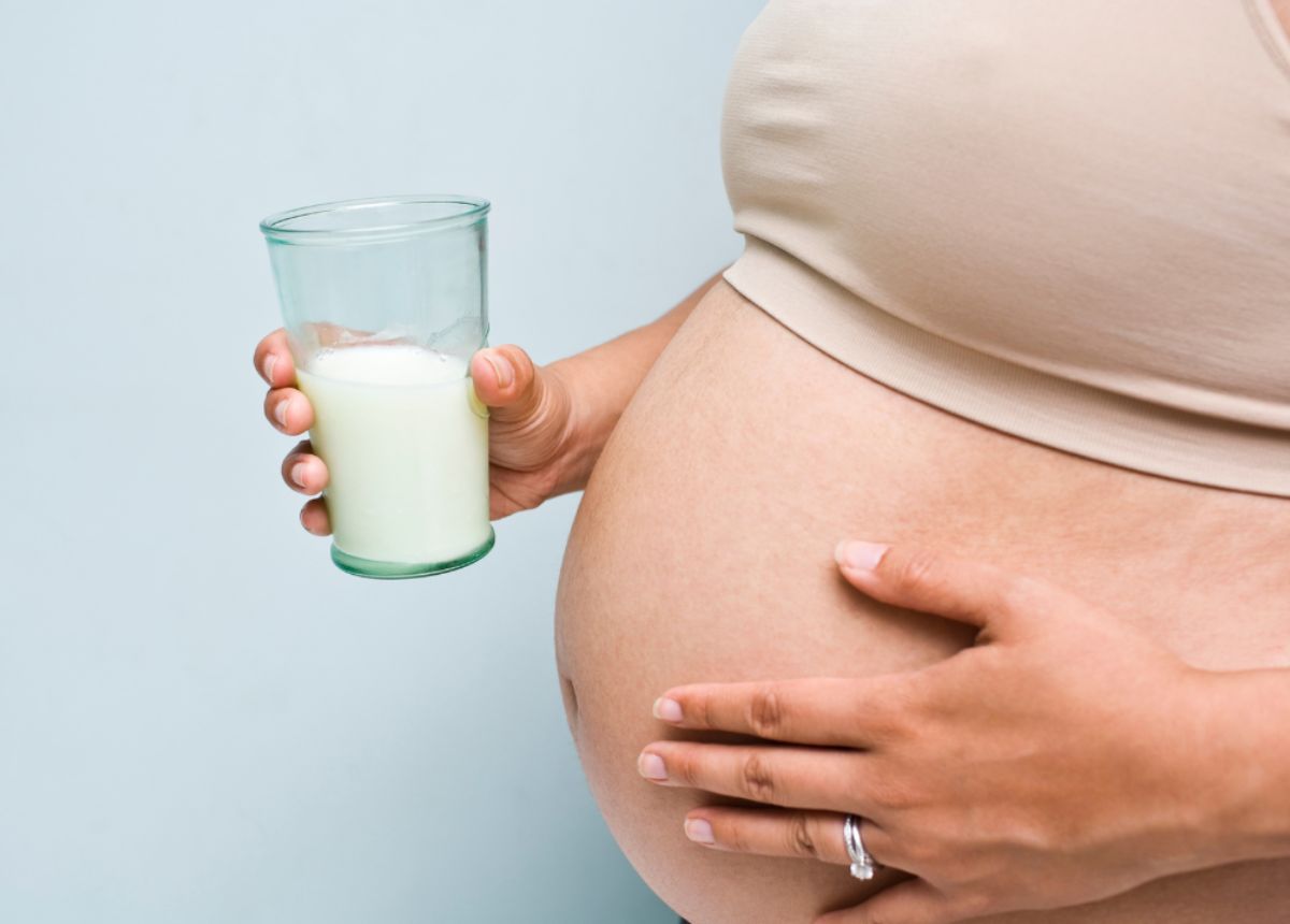 Cách uống sữa tươi không đường khi bị dư ối