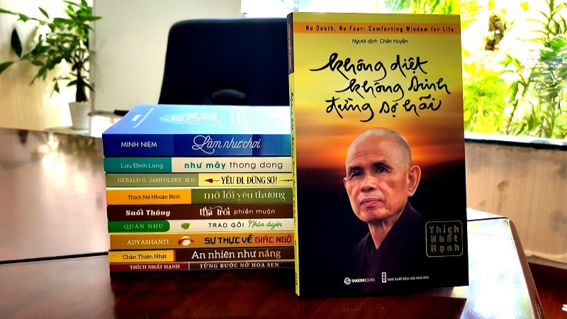 Bạn nên đọc sách một cách chậm rãi, chiêm nghiệm