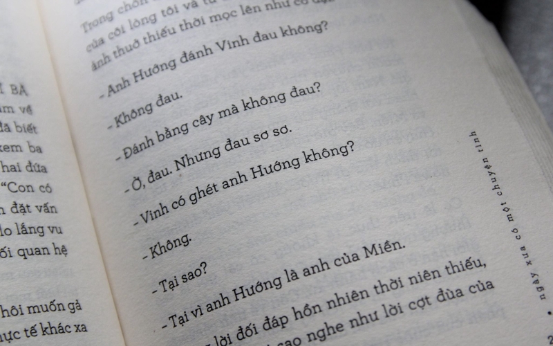 Những câu văn trong “Ngày xưa có một chuyện tình” mộc mạc, gần gũi nhưng lại chạm sâu vào trái tim người đọc