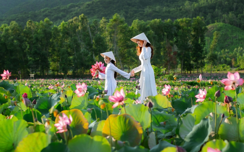 Ngọn lửa lý tưởng và tinh thần bất khuất của tuổi trẻ