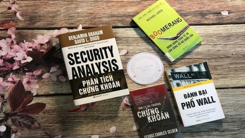 Lựa chọn sách chứng khoán phù hợp với từng giai đoạn