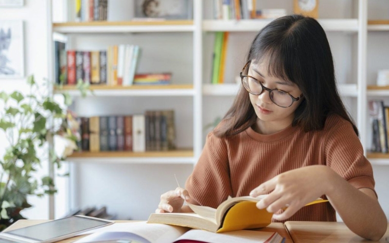 Sách kinh doanh mang lại tư duy hệ thống, các bài học thực tiễn và chiều sâu tri thức cho người đọc