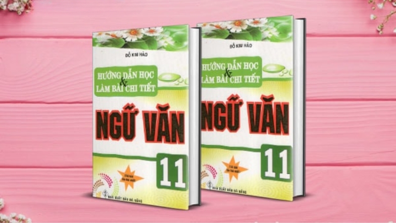Kết hợp việc học với sách tham khảo và bài giảng trên lớp