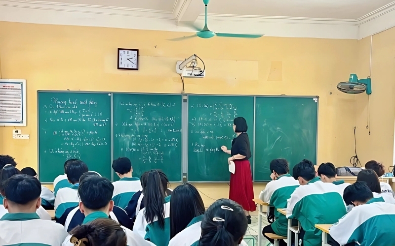 Chương trình giáo dục phổ thông 2018 giúp học sinh lớp 12 tự xây dựng lộ trình học tập phù hợp