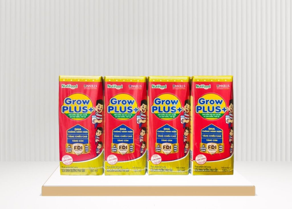 Sữa bột pha sẵn Nutifood GrowPLUS màu đỏ