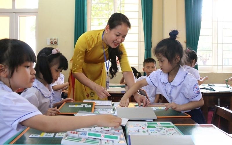 Sách giáo khoa giúp xây dựng khung chương trình giảng dạy cho giáo viên