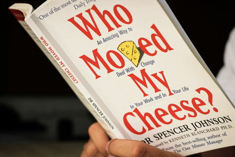 Sách Who Moved My Cheese