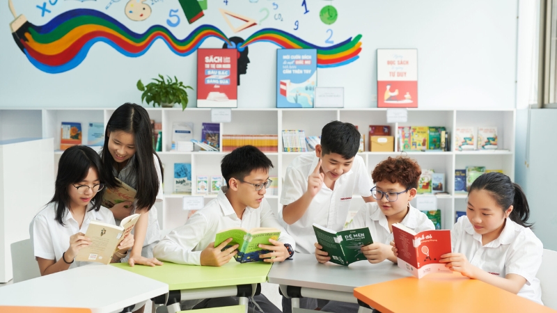 Việc đọc sách giúp các em giảm bớt căng thẳng học đường