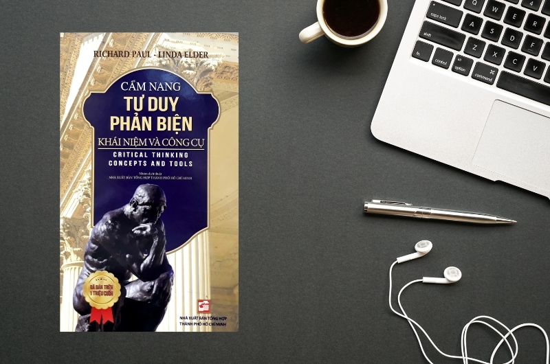 Sách Cẩm nang tư duy phản biện