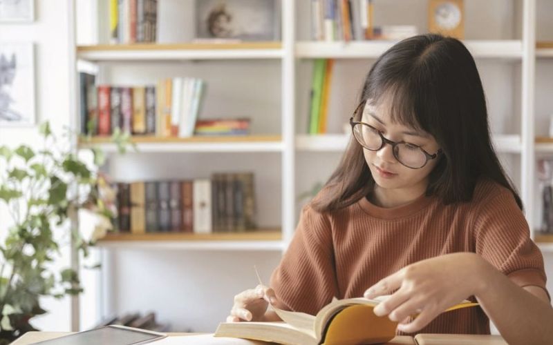 Đọc sách EQ giúp làm chủ cảm xúc, nuôi dưỡng sự lạc quan và tạo tiền đề phát triển bền vững