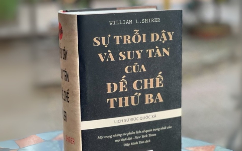 Sự trỗi dậy và suy tàn của đế chế thứ ba tái hiện chân thực nước Đức quốc xã những năm 1930