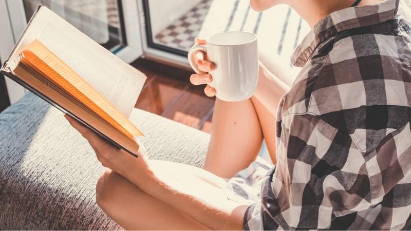 Định nghĩa sách về yêu bản thân và nguyên nhân chúng ta cần đến sách