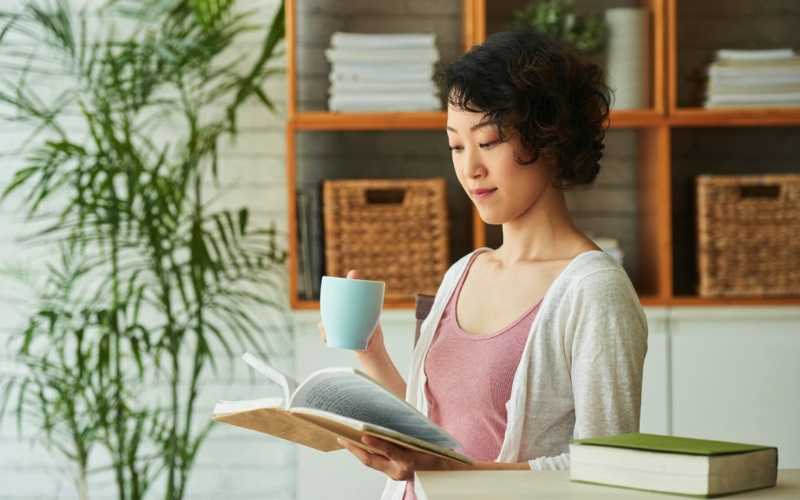 Sách nhắc nhở bạn trân trọng bản thân, học cách yêu lại chính mình và tìm thấy hạnh phúc từ bên trong