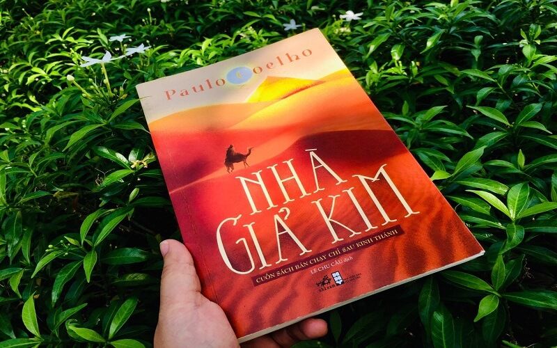 Sách văn học kinh điển đem đến giá trị vượt thời gian không thể thay thế