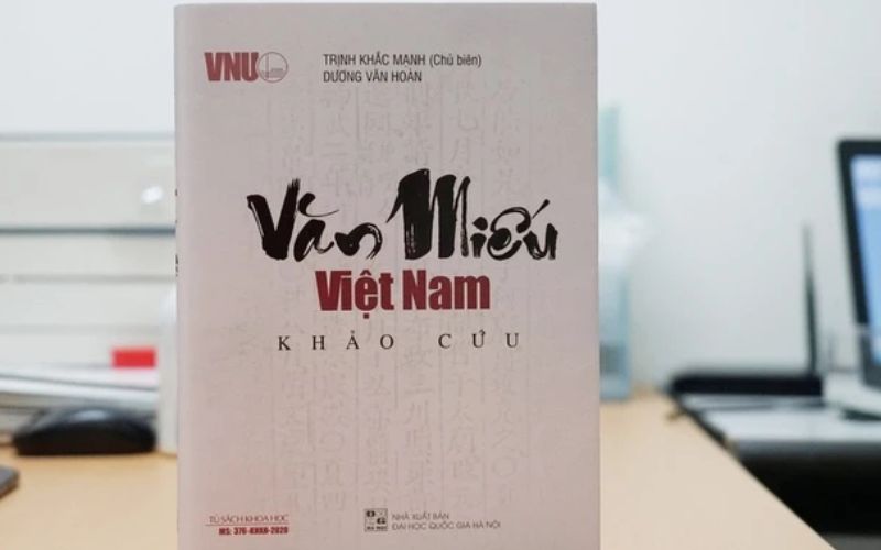 Sách chuyên khảo phù hợp với nhà nghiên cứu, giảng viên, sinh viên sau đại học