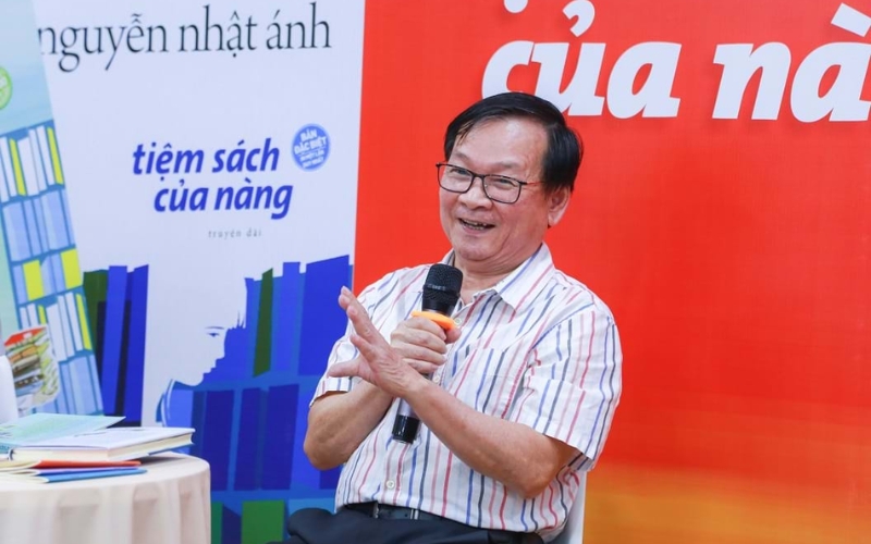 Chân dung tác giả Nguyễn Nhật Ánh