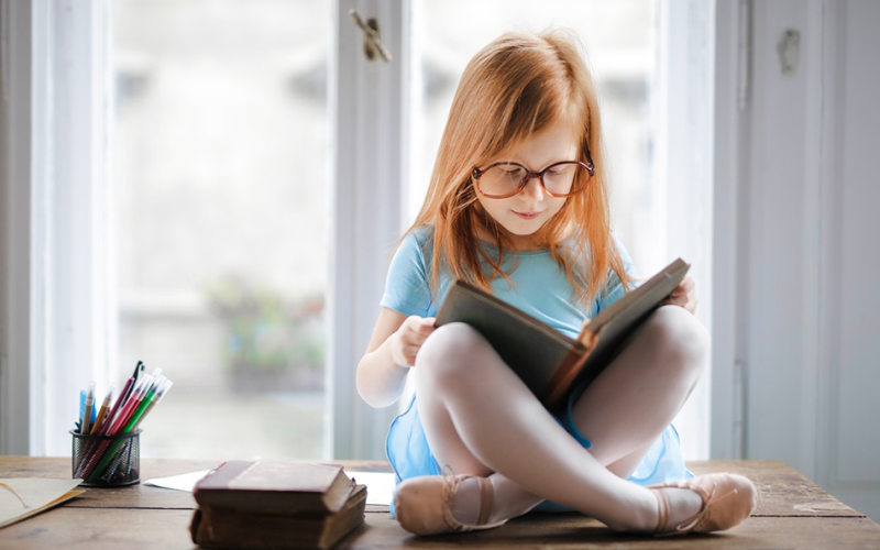 Sách về gia đình giúp chữa lành tâm hồn, gắn kết thế hệ, nuôi dưỡng thấu hiểu và tình yêu thương bền vững
