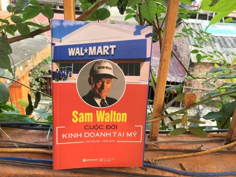 Sách Sam Walton: Cuộc đời kinh doanh tại Mỹ