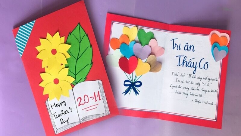 Hãy viết một tấm thiệp nhỏ kẹp bên trong sách