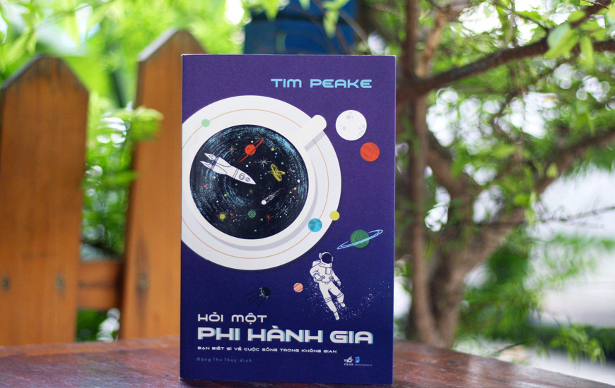 Sách Hỏi một phi hành gia