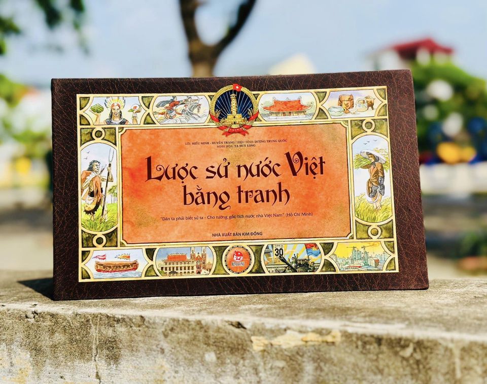 Sách Lược sử nước Việt bằng tranh