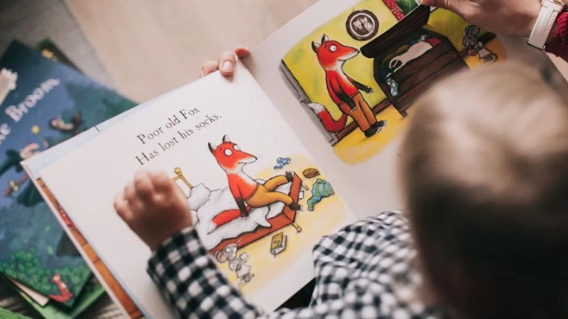 Sách tương tác là sự giao thoa hoàn hảo giữa một cuốn sách giàu tri thức và một món đồ chơi