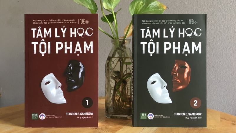 Đọc thể loại này giúp chúng ta hiểu hơn về sự phức tạp của xã hội và tâm lý con người