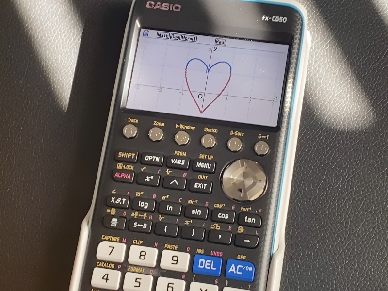 Vẽ trái tim bằng đồ thị màu trên Casio FX-CG50