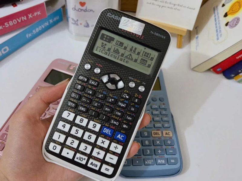 Máy tính bỏ túi hỗ trợ trong học tập và công việc hữu ích
