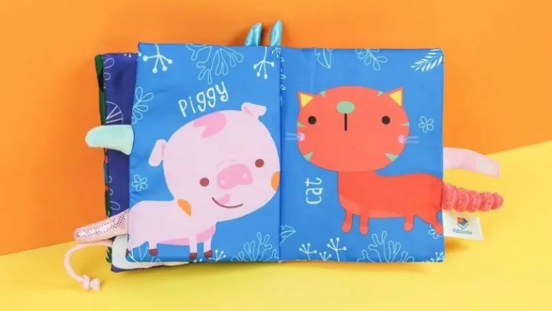 Lựa chọn sách làm từ vật liệu không độc hại, không chứa BPA