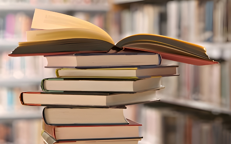 Chọn sách dựa trên nội dung giá trị và tính thực tiễn cao