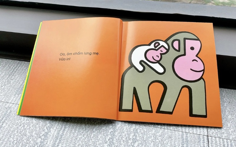 Ba mẹ nên liên hệ với thực tế để bé dễ hiểu hơn