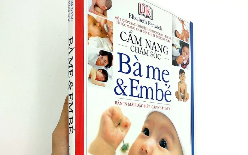 Sách có hình ảnh minh họa và cách trình bày trực quan, dễ hiểu