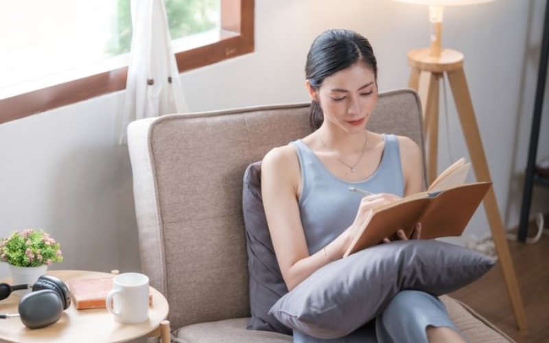 Chọn sách phù hợp với nhu cầu và trình độ hiện tại của bạn