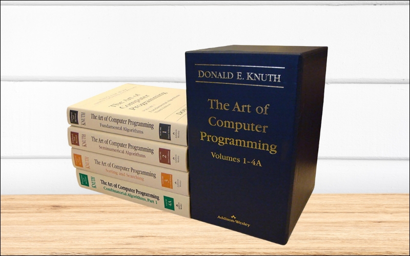 TAOCP là bộ sách chuyên sâu phân tích thuật toán bằng tư duy toán học