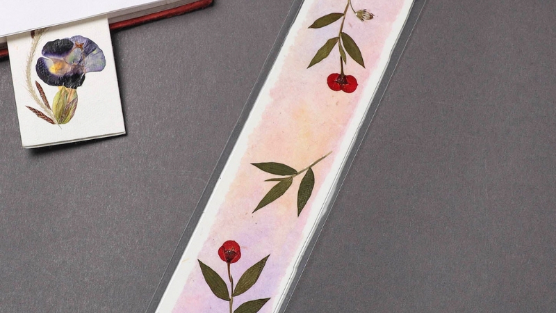 Cách làm thẻ đánh dấu trang sách bằng giấy cứng cơ bản